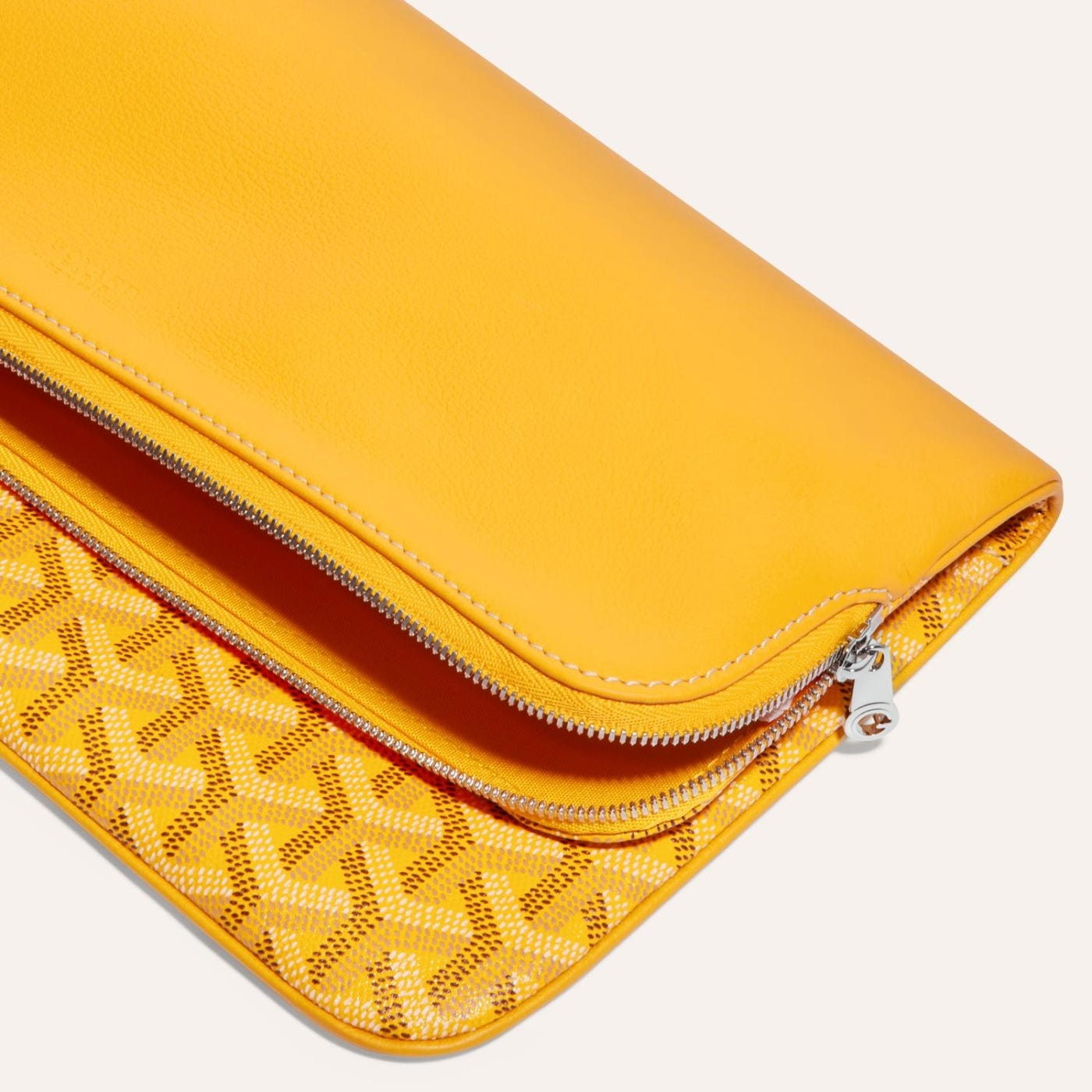Goyard Sainte-Marie MM Clutch Yellow - Image 5